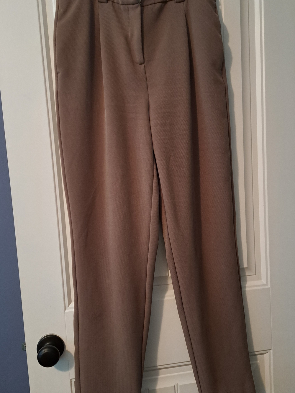Vero Moda Straight-Leg High-Waist Trousers in Taupe